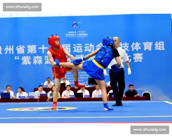 激烈对决瞬间展现武术竞技精神与技巧魅力 - 副本 (2) - 副本